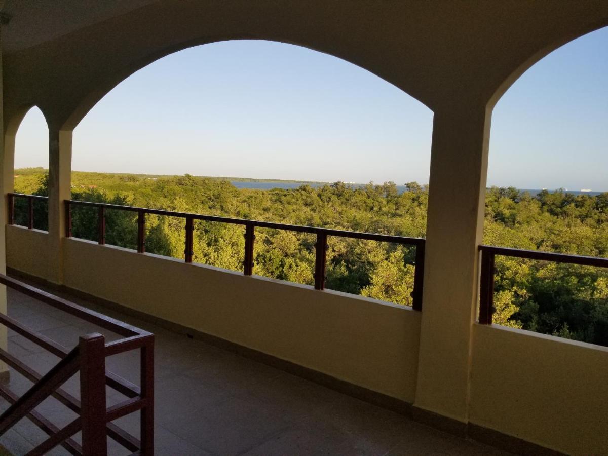 בליז סיטי Royal View Apartment Plus מראה חיצוני תמונה